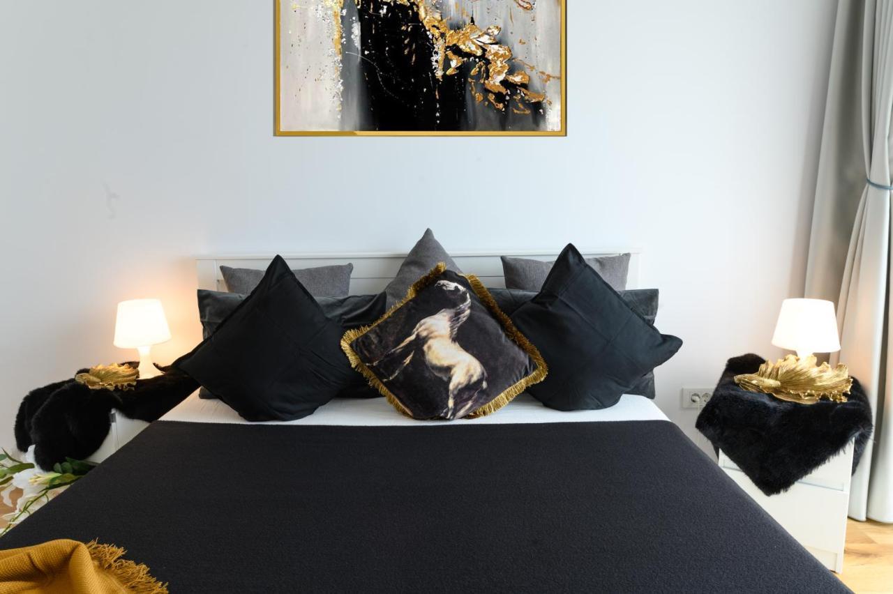 Appartement North Artistique - Aviatiei à Bucarest Extérieur photo
